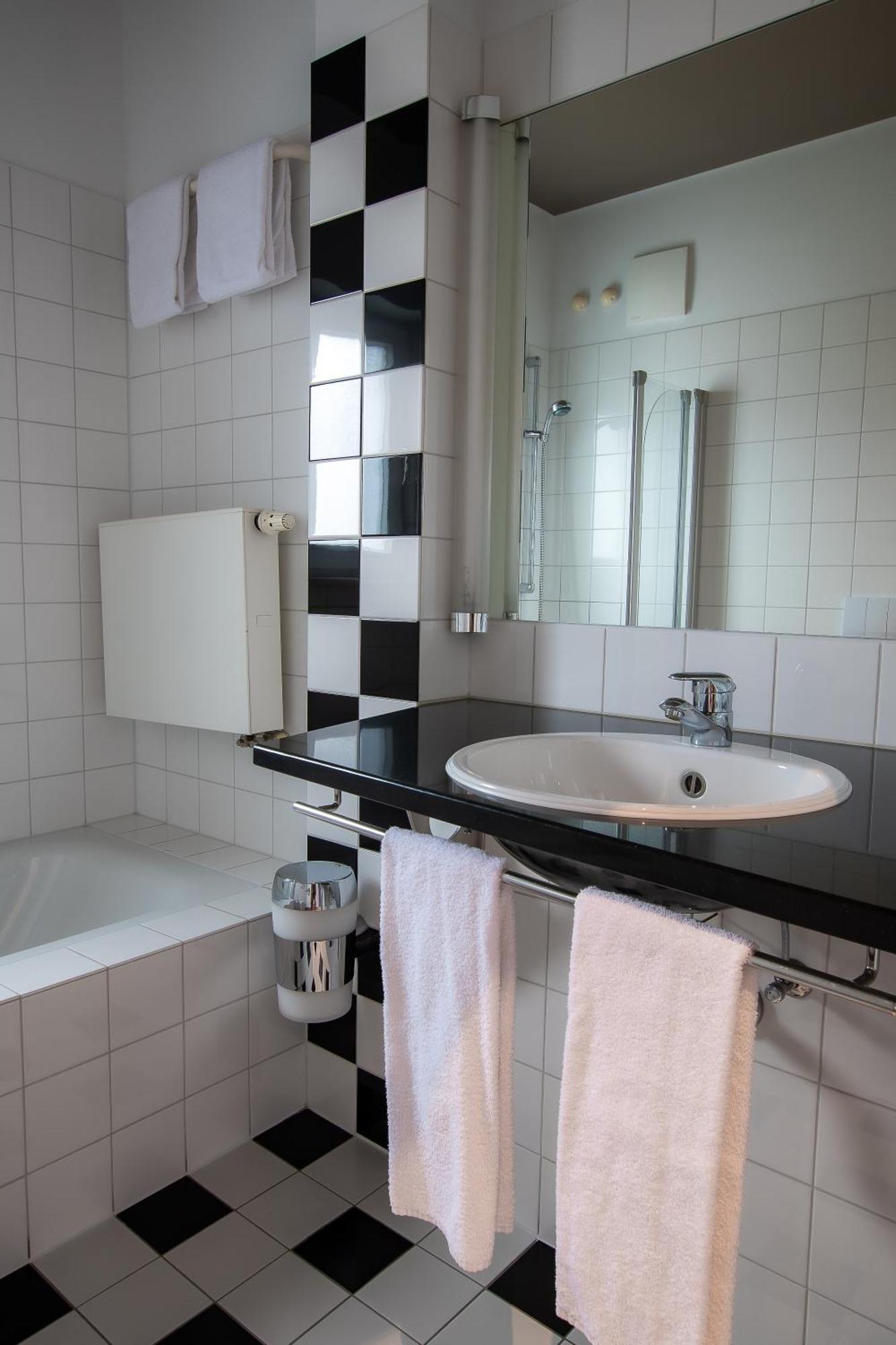 Hotel & Restaurant Bestenheider Stuben Wertheim Esterno foto